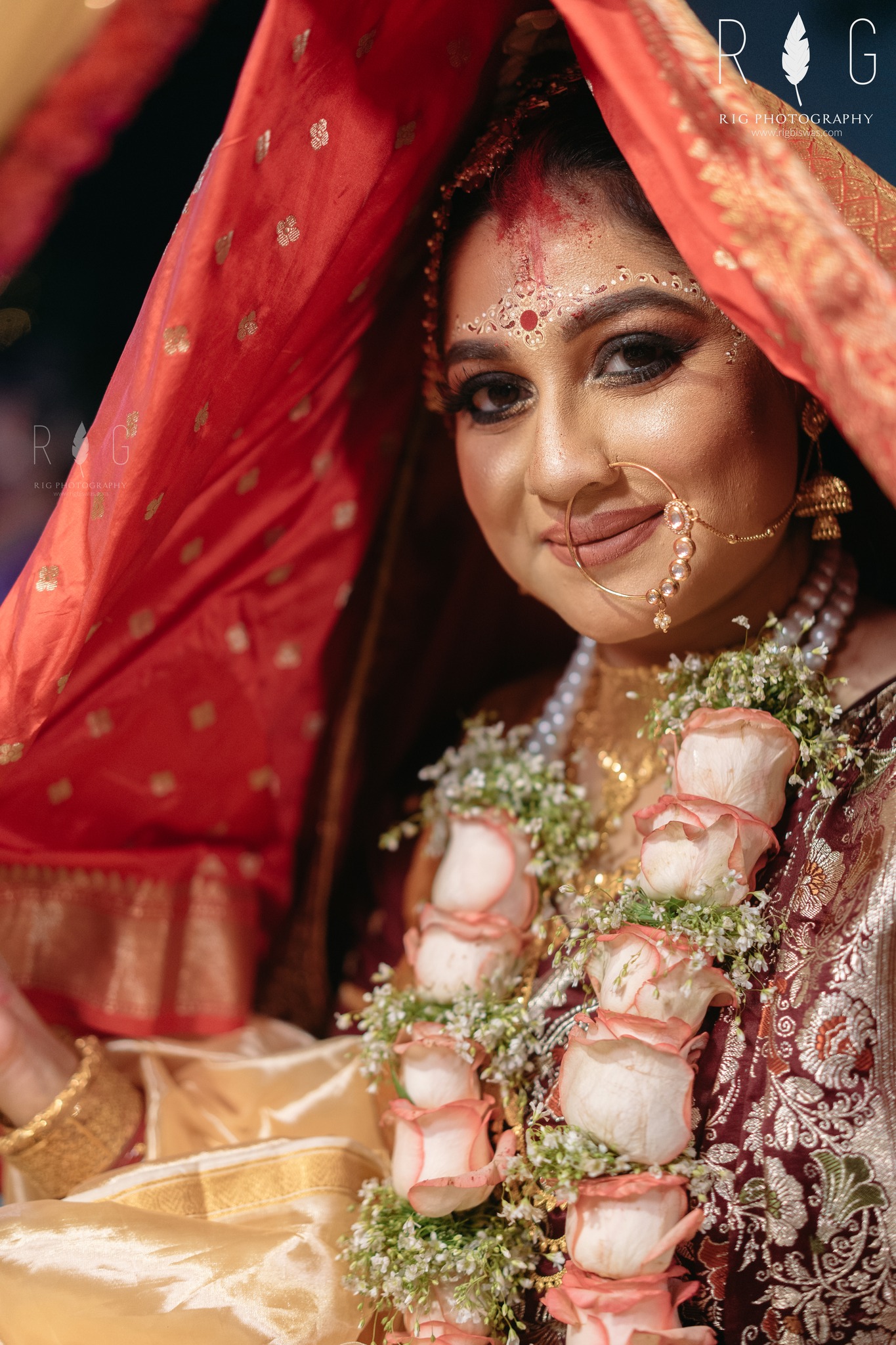 Latest Bindi Design Ideas For Bengali Bride